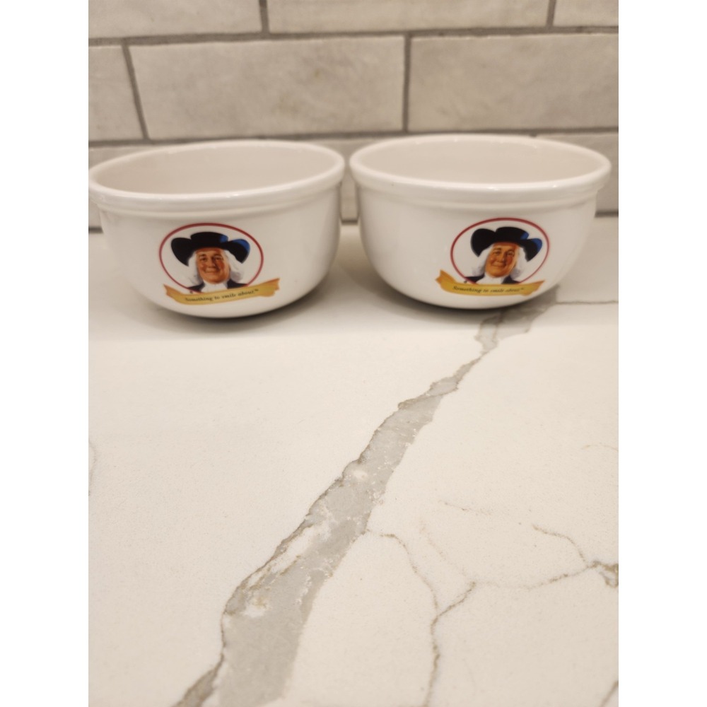 2-2006 Quaker Oats Company White Ceramic Cereal Bowl 'Something to Smile About.'